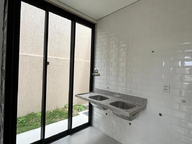 Casa com 360m² 3 quartos e 4 banheiros, à venda, no bairro Jardins Barcelona em Senador Canedo