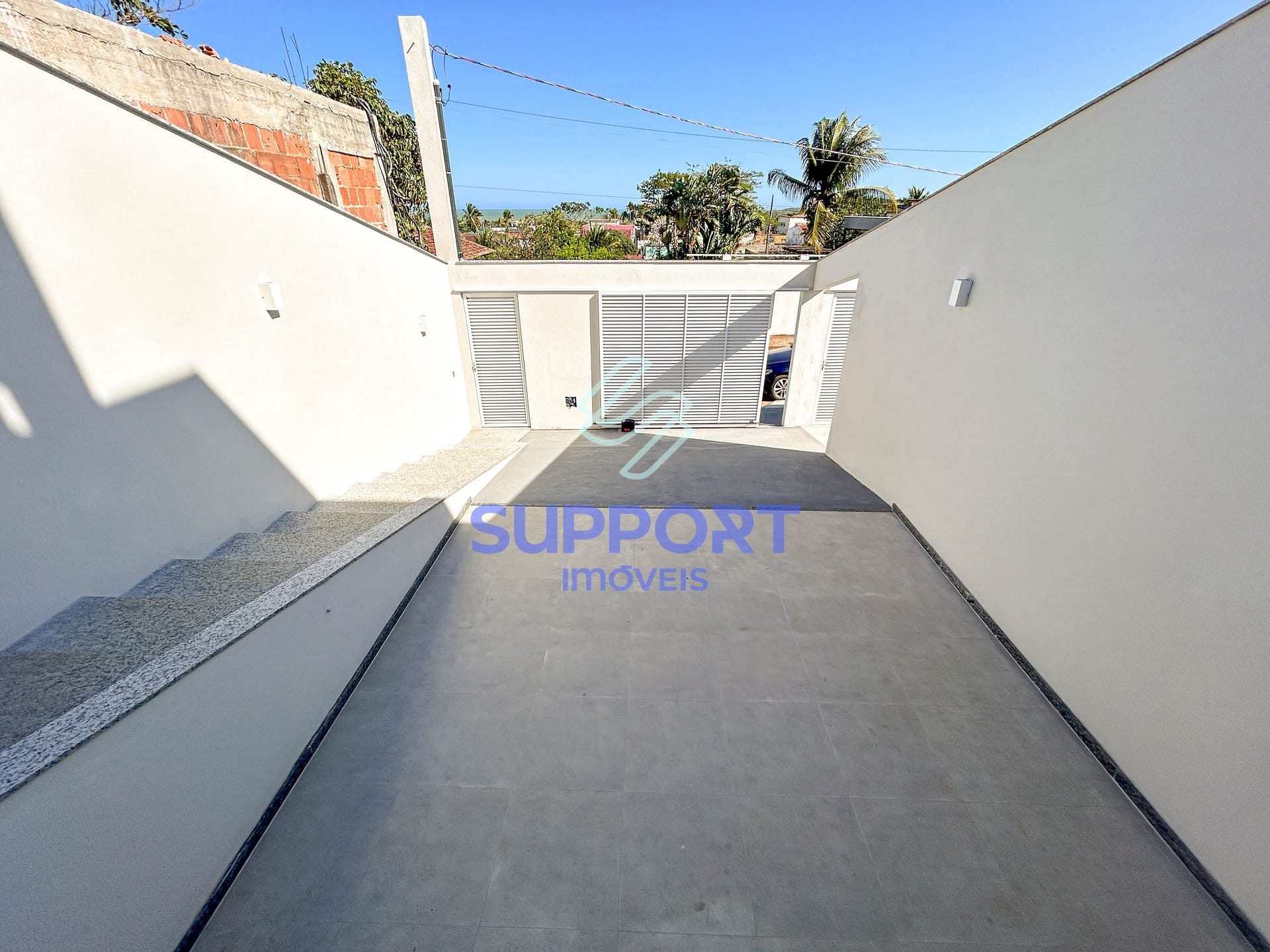 Casa à venda com 3 quartos, 125m² - Foto 2
