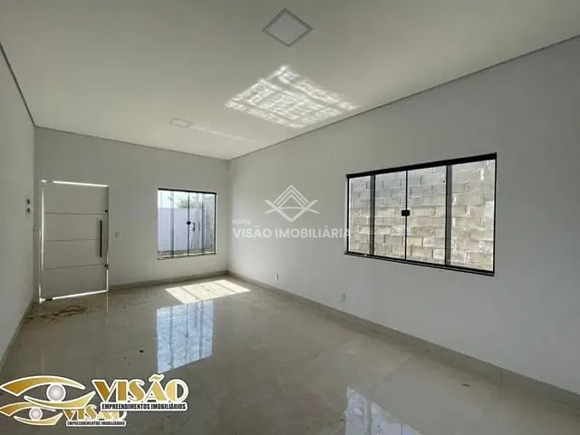Casa com 360m² 2 quartos e 2 banheiros, à venda, no bairro Jardim Curitiba em Sinop