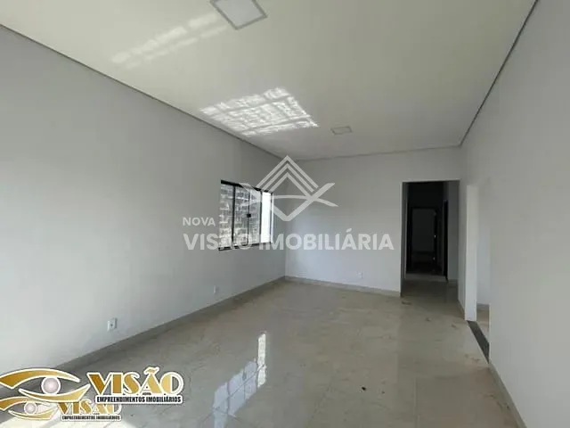 Casa com 360m² 2 quartos e 2 banheiros, à venda, no bairro Jardim Curitiba em Sinop