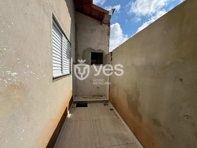 Casa 3 quartos e 2 banheiros, à venda, no bairro Parque das Mangabeiras em Araxá