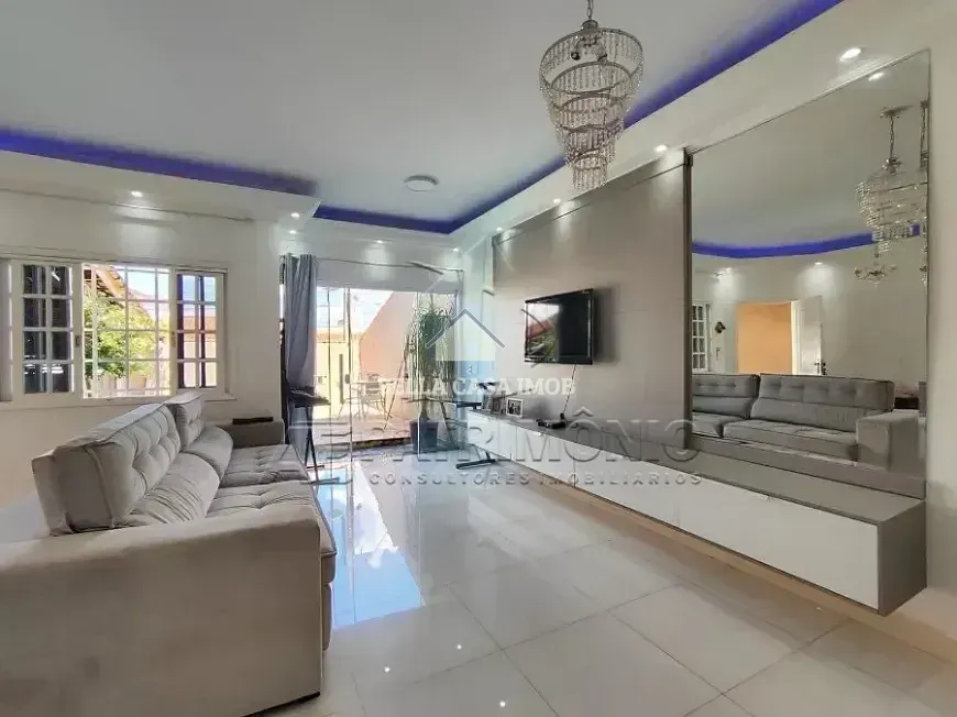 Casa, 4 quartos, 150 m² - Foto 1