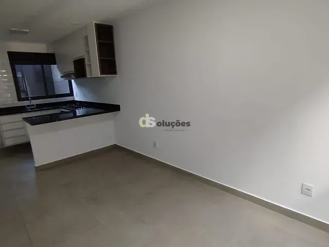 Casa 2 quartos e 1 banheiro, à venda ou para alugar, no bairro Vila Ipojuca em São Paulo