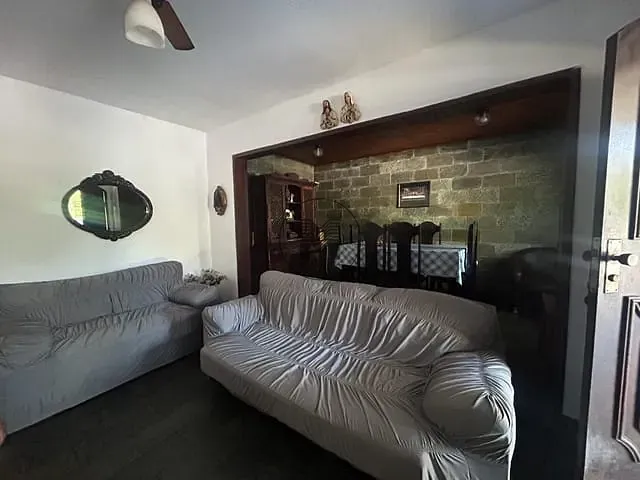 Casa com 250m² 3 quartos e 2 banheiros, à venda, no bairro Parque São Francisco em Guaratinguetá