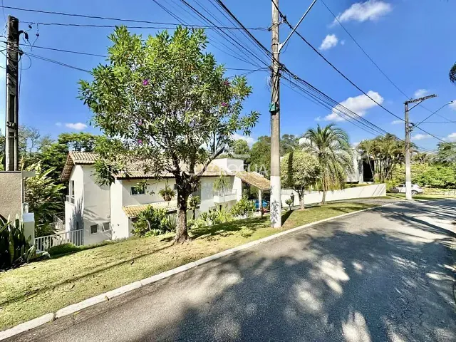 Casa com 1001m² 5 quartos e 7 banheiros, à venda, no bairro Residencial Euroville em Carapicuíba