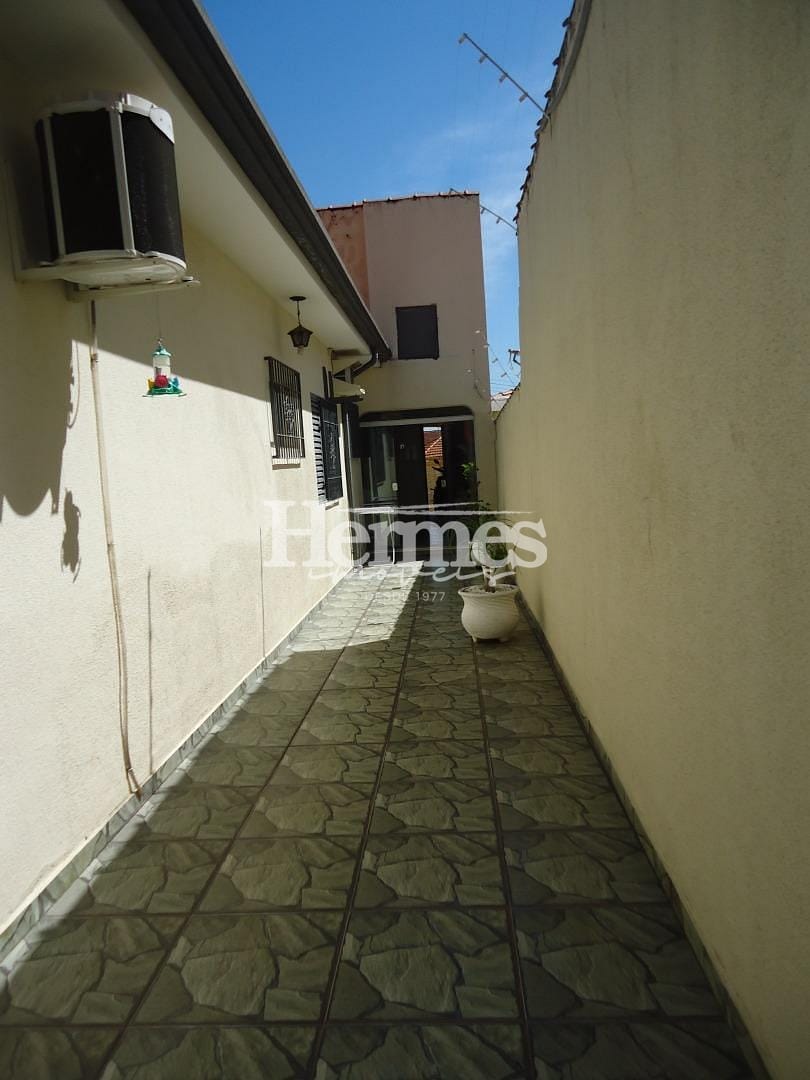 Casa, 4 quartos, 334 m² - Foto 26