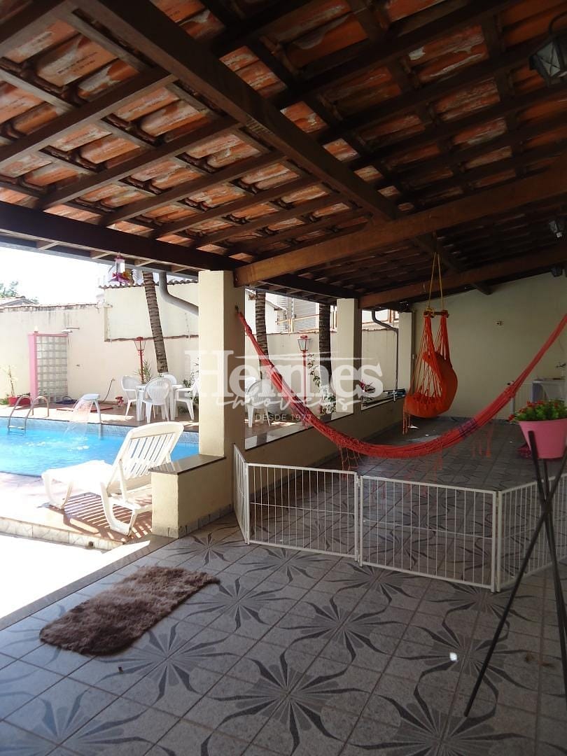 Casa, 4 quartos, 334 m² - Foto 35