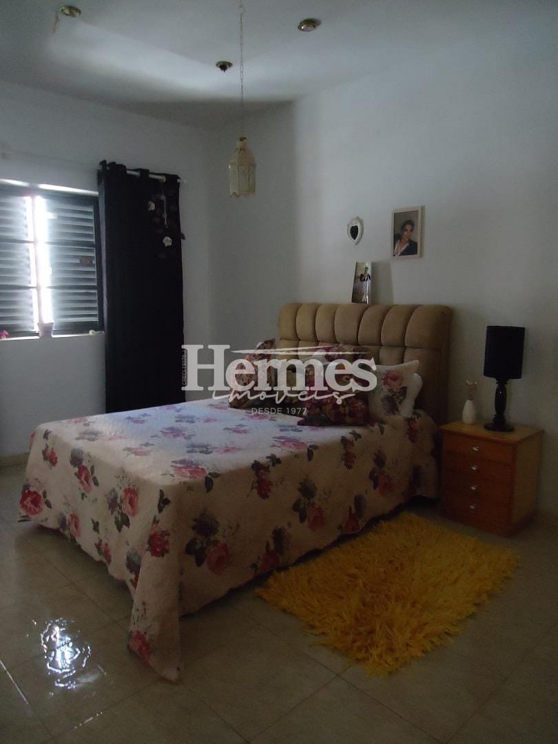 Casa, 4 quartos, 334 m² - Foto 20