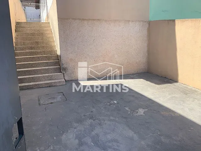 Casa 2 quartos e 1 banheiro, para alugar, no bairro Jardim Nadir em São Paulo