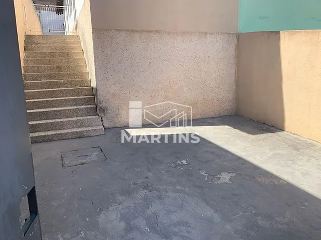 Casa 2 quartos e 1 banheiro, para alugar, no bairro Jardim Nadir em São Paulo