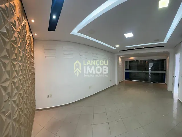 Casa à venda ou para alugar, no bairro Centro em Jundiaí