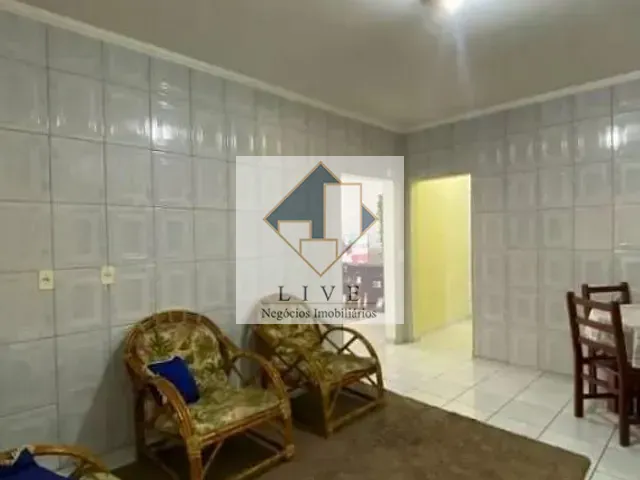 Casa 2 quartos e 1 banheiro, à venda, no bairro Cidade Jardim II em Americana