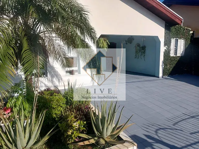 Casa 2 quartos e 1 banheiro, à venda, no bairro Cidade Jardim II em Americana