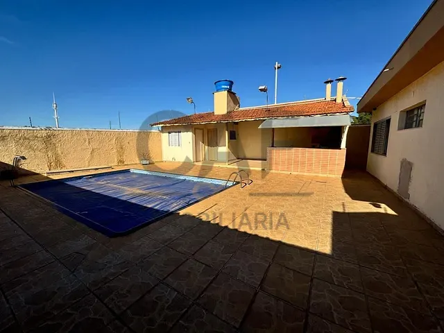 Casa com 464m² 3 quartos e 5 banheiros, à venda, no bairro Saúde em Mogi Mirim