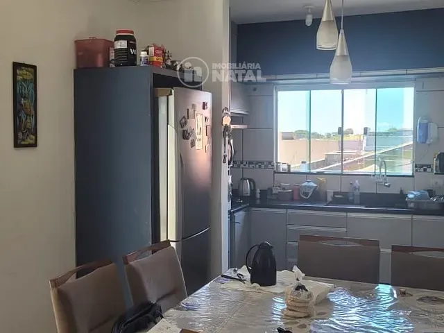 Casa com 250m² 3 quartos e 2 banheiros, à venda, no bairro Parque Residencial Michael Licha em Londrina