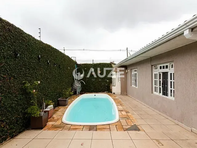 Casa com 185m² 5 quartos e 4 banheiros, à venda, no bairro Santa Quitéria em Curitiba