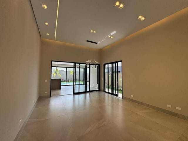 Casa com 428m² 3 quartos e 5 banheiros, à venda, no bairro Parque dos Novos Estados em Campo Grande