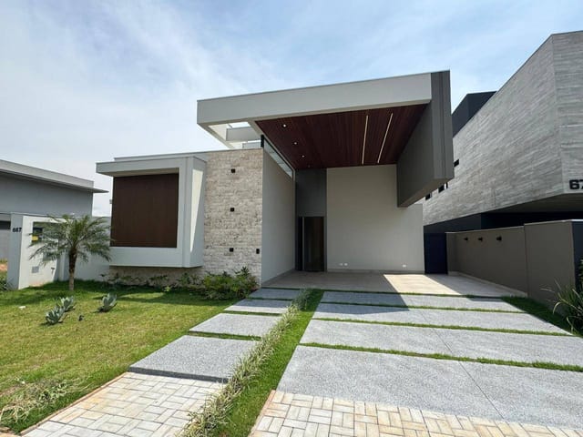 Casa com 428m² 3 quartos e 5 banheiros, à venda, no bairro Parque dos Novos Estados em Campo Grande