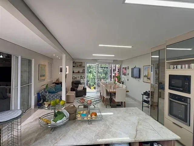 Casa com 258m² 3 quartos e 4 banheiros, à venda, no bairro Ribeirão do Lipa em Cuiabá