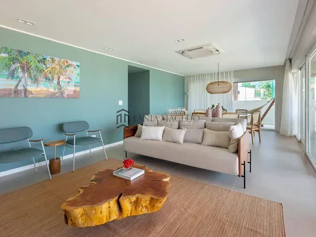 Casa com 1200m² 5 quartos e 7 banheiros, à venda, no bairro Serrambi em Ipojuca
