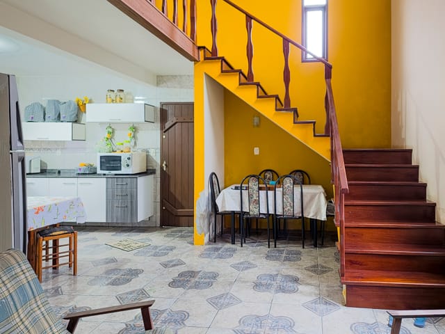 Casa com 300m² 3 quartos e 3 banheiros, à venda, no bairro Areal em Pelotas