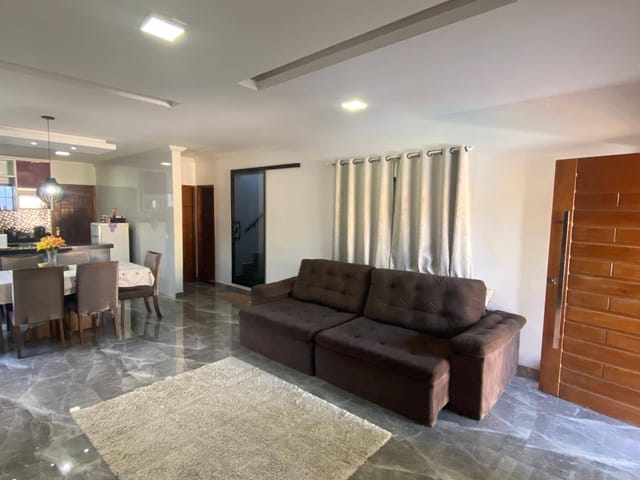 Casa com 360m² 3 quartos e 3 banheiros, à venda, no bairro Baixo Grande em São Pedro da Aldeia