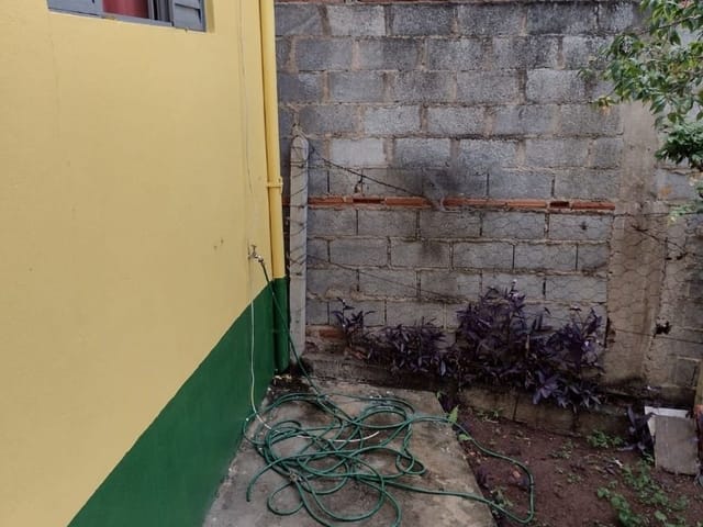 Casa com 300m² 3 quartos e 2 banheiros, à venda, no bairro Mantiqueira em Extrema