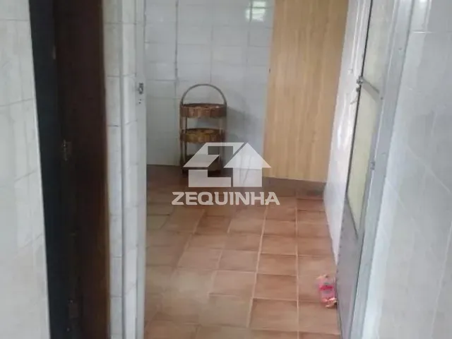 Casa com 272m² 3 quartos e 2 banheiros, à venda, no bairro Bela Vista em Osasco