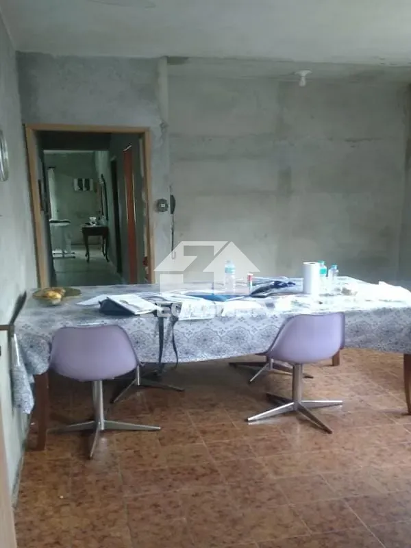 Casa, 3 quartos, 197 m² - Foto 1