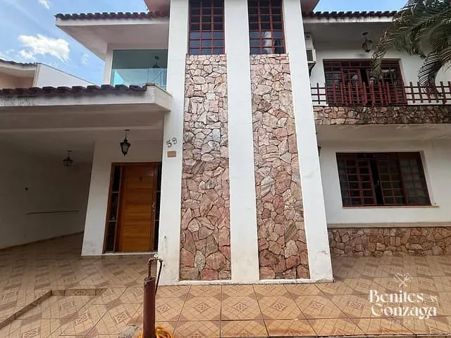Casa com 344m² 4 quartos e 5 banheiros, à venda, no bairro Jardim Novo Horizonte em Maringá