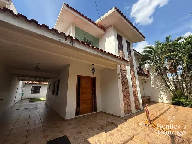 Casa com 344m² 4 quartos e 5 banheiros, à venda, no bairro Jardim Novo Horizonte em Maringá