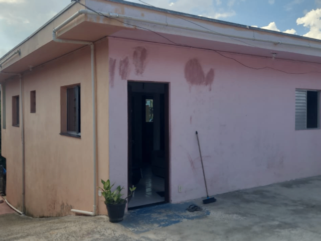 Casa 2 quartos e 1 banheiro, à venda, no bairro Mogi Moderno em Mogi das Cruzes