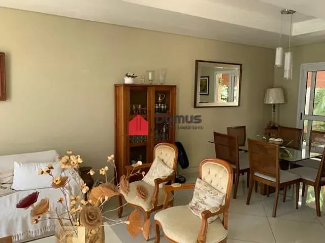 Casa à venda, no bairro Alto do Cardoso em Pindamonhangaba