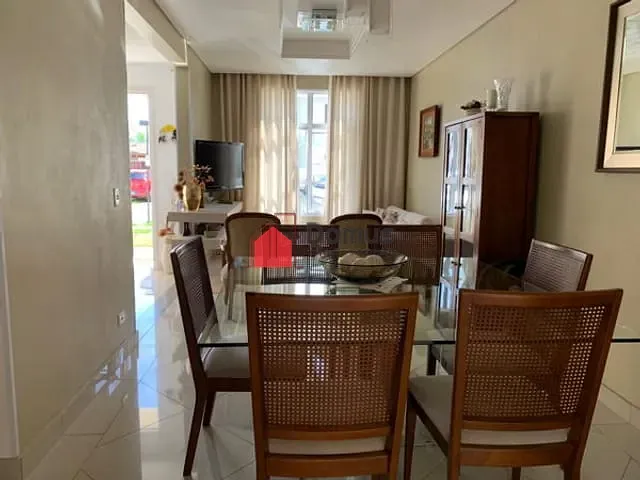 Casa à venda, no bairro Alto do Cardoso em Pindamonhangaba