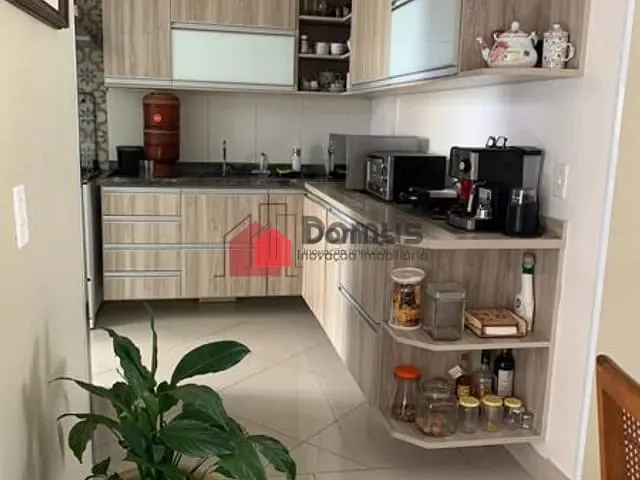 Casa à venda, no bairro Alto do Cardoso em Pindamonhangaba