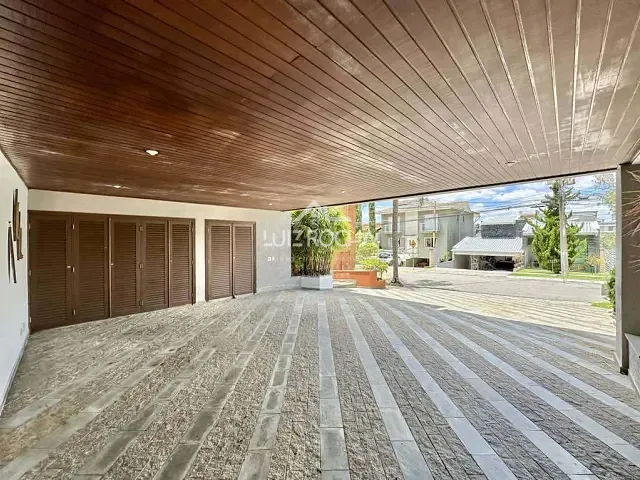 Casa com 480m² 4 quartos e 5 banheiros, à venda, no bairro São Paulo II em Cotia
