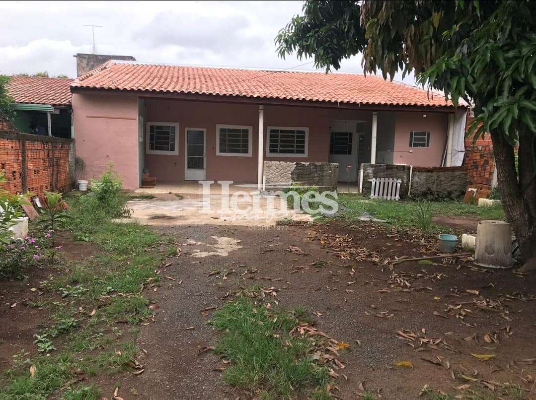 Casa à venda com 2 quartos, 60m² - Foto 3