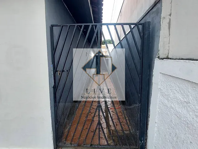 Casa 3 quartos e 2 banheiros, à venda, no bairro Vila Mollon IV em Santa Bárbara D'Oeste