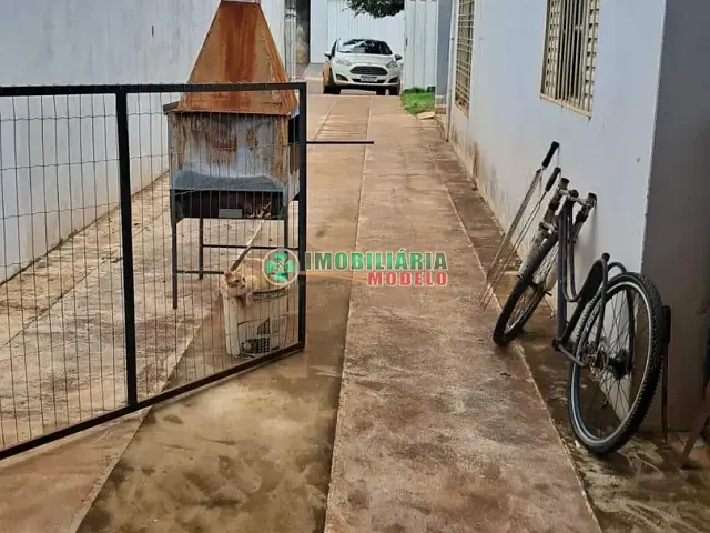 Casa 3 quartos e 1 banheiro, à venda, no bairro Cidade Jardim em Canarana