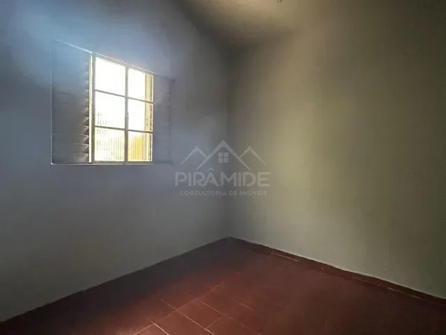 Casa 1 quarto e 1 banheiro, para alugar, no bairro Parque Pinheiros em Poços de Caldas