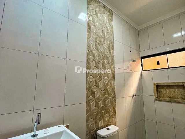 Casa com 220m² 3 quartos e 2 banheiros, à venda, no bairro De Lourdes em Anápolis