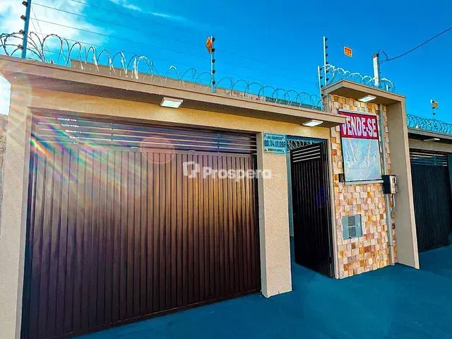 Casa com 220m² 3 quartos e 2 banheiros, à venda, no bairro De Lourdes em Anápolis