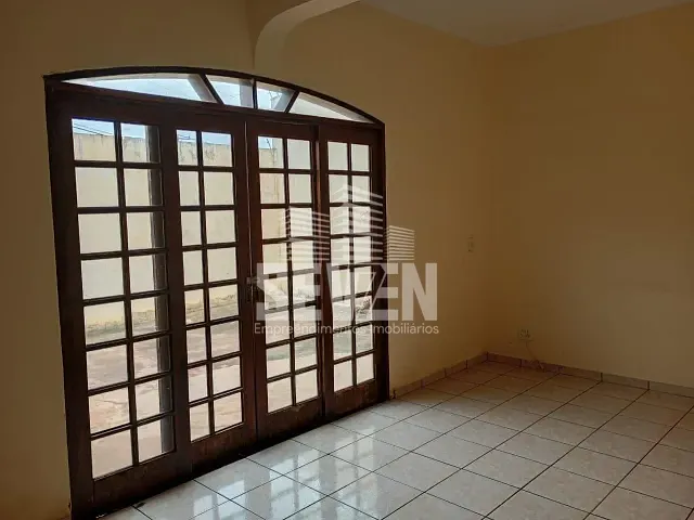 Casa com 199m² 3 quartos e 3 banheiros, à venda, no bairro Vila Seabra em Bauru