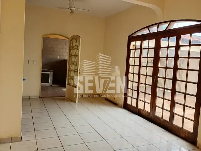 Casa com 199m² 3 quartos e 3 banheiros, à venda, no bairro Vila Seabra em Bauru