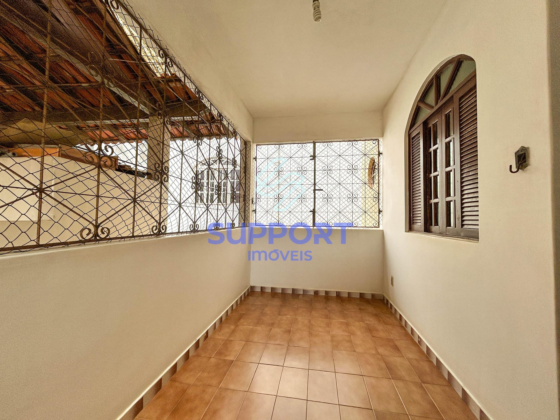 Casa à venda com 5 quartos, 720m² - Foto 17