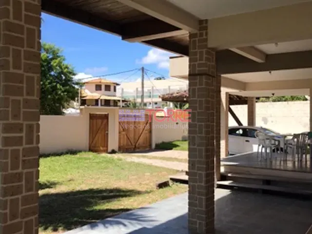 Casa com 680m² 4 quartos e 5 banheiros, à venda, no bairro Jardim Atlântico em Ilhéus