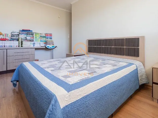 Casa com 432m² 3 quartos e 4 banheiros, à venda, no bairro Centro em Pelotas
