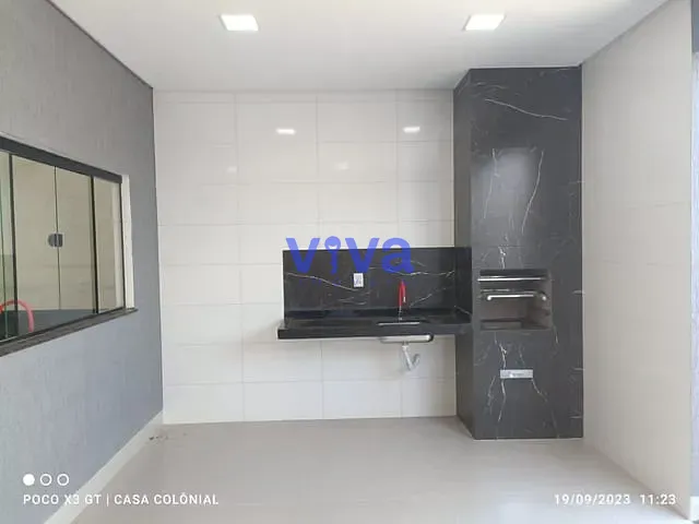 Casa 3 quartos e 2 banheiros, à venda, no bairro Nova Cidade em Aparecida de Goiânia