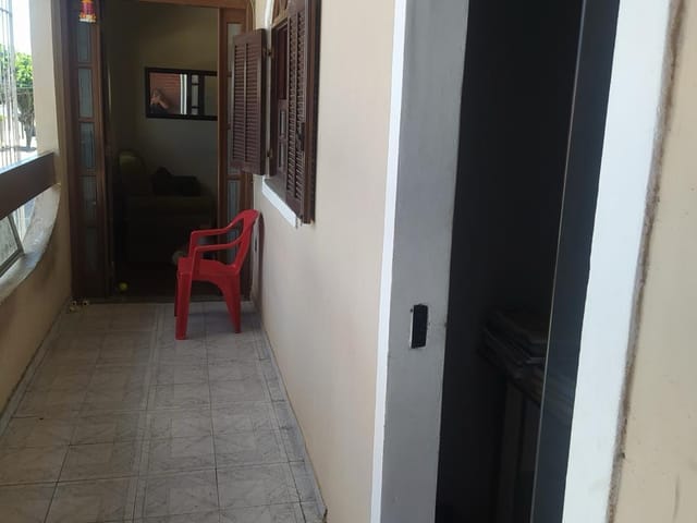 Casa 5 quartos e 3 banheiros, à venda, no bairro Parque Santo Antônio em Campos dos Goytacazes