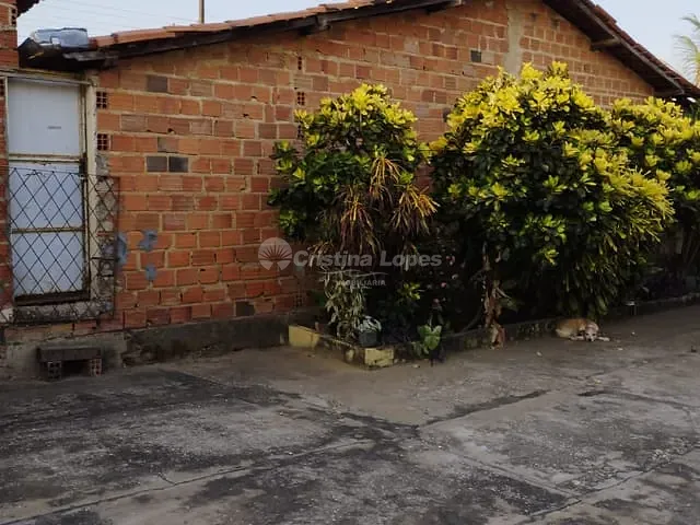 Casa com 450m² 4 quartos e 2 banheiros, à venda, no bairro Brasilar em Teresina